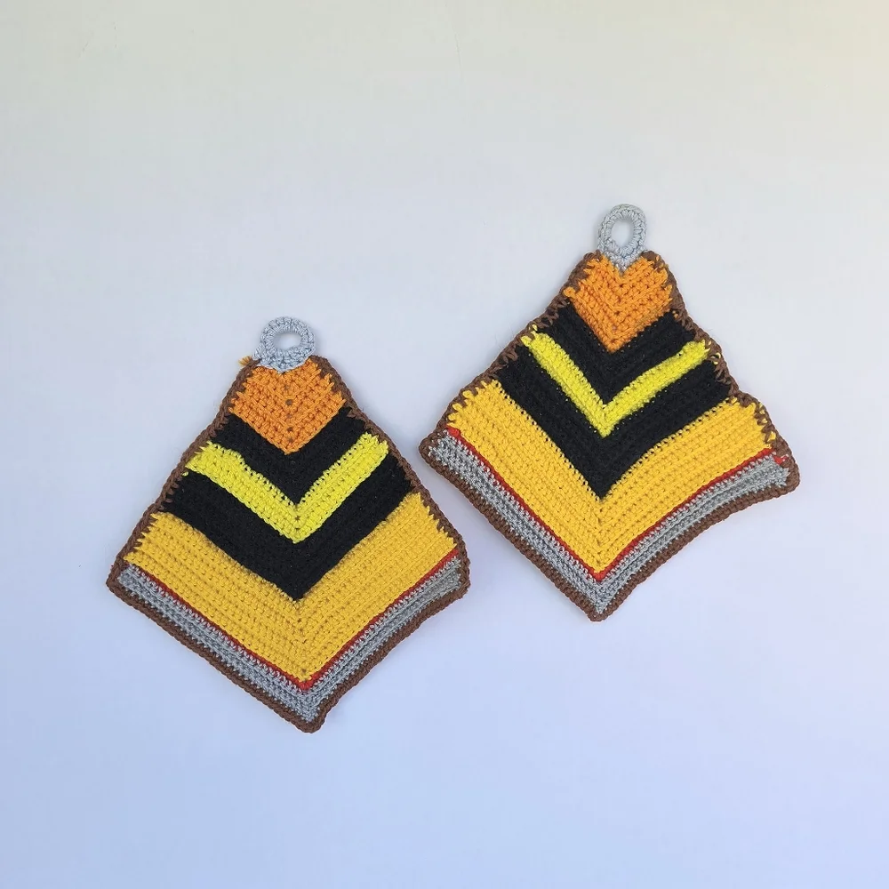 VINTAGE | Handmade Knitted Crochet Yellow & Black Kitchen Pot Holders Set Of 2
